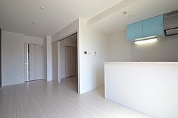 広島電鉄2系統 西観音町駅 徒歩16分の賃貸マンション 3階1LDKのリビング/ダイニング