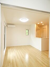 JR芸備線 中深川駅 徒歩38分の賃貸アパート 1階1LDKのリビング/ダイニング