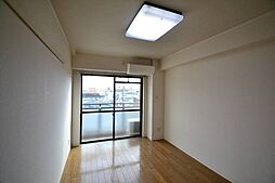 広島電鉄1系統 県病院前駅 徒歩11分の賃貸マンション 4階ワンルームのリビング/ダイニング