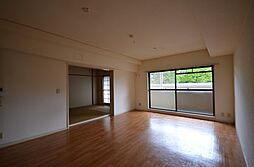 広島電鉄宮島線 修大協創中高前駅 徒歩14分の賃貸マンション 1階3LDKのリビング/ダイニング