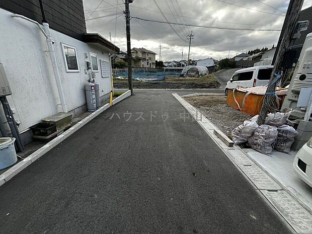 前面道路含む現地写真