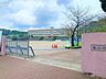 周辺：谷山北中学校谷山北中生徒数は合計639名（1年生6学級218名・2年生6学級224名・3年生5学級197名　R3年度）　教育目標は「TEAM谷北　潤いと気力にあふれる生徒の育成」を掲げてい 3560m