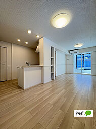 ロイズ紀三井寺I 101 1階1LDKのリビング/ダイニング