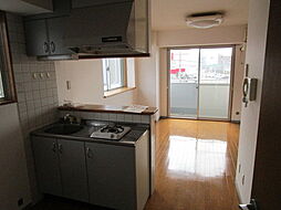 アバンセ・α 201 2階ワンルームのリビング/ダイニング