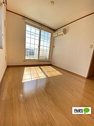 ジョイリバ−II 201 2階2LDKのリビング/ダイニング