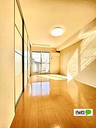 フィオーレ野崎II 201 2階1LDKのリビング/ダイニング