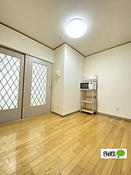 サンパレス 201 2階1Kのリビング/ダイニング