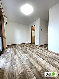 プリマヴェラ 102 1階1LDKのリビング/ダイニング