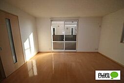 シャーメゾン紀水III 108 1階2LDKのリビング/ダイニング