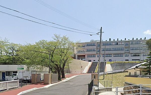 田川東中学校