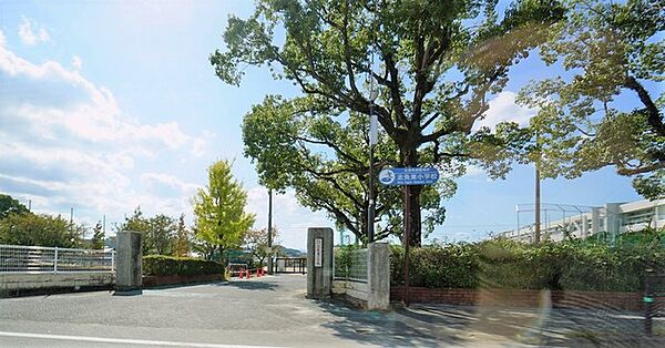 志免東小学校