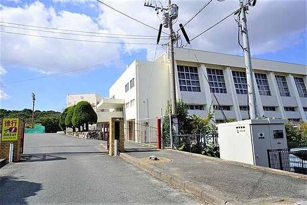 志免中学校