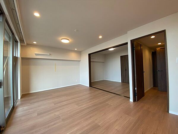 将来にわたって住みやすくプランニングを重ねて設計された間取で日々の生活をしやすい動線を考えた居住空間を創り上げております＾＾