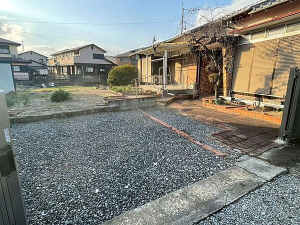 駐車場部分