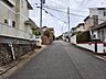 外観：前面道路含む現地写真