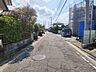 外観：前面道路含む現地写真