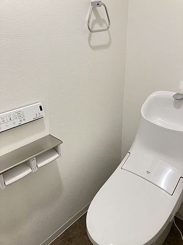 トイレも2023年リフォーム済みです。