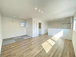 三日月町長神田大寺分譲住宅 4LDKのリビング/ダイニング