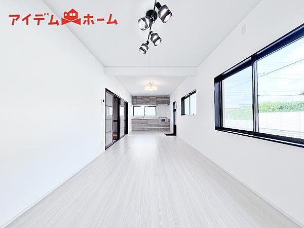 落ち着いた雰囲気で、いつでも心地良い空気感。