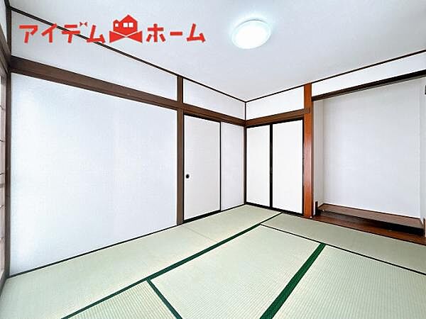 客間としても使える和室！ ごろんと寝転がる、リラックスタイムにぴったりです。