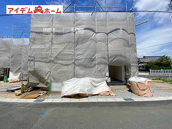 1号棟外観写真 　当日の案内も可能です。 お気軽にお問い合わせください！