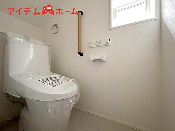 温水での洗浄機能がついておりますので、 清潔かつ衛生面も安心です。