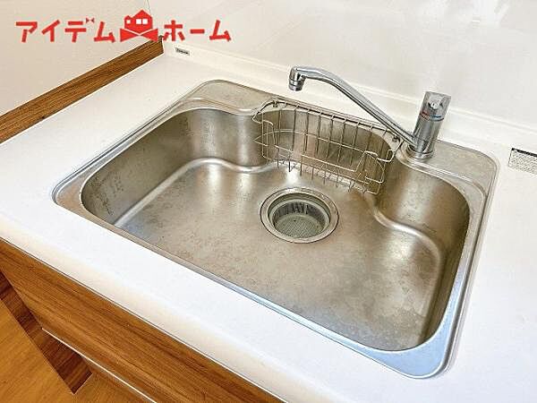 しっかりと塩素を除去。毎日おいしいお水を楽しめます。 塩素によるお野菜のビタミン破壊も抑止出来ます。※現況優先、内覧時にご確認ください。
