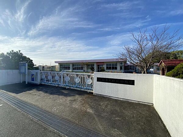 村櫛幼稚園（361m）