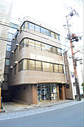 烏丸御池駅より徒歩3分 2階 築32年4ヶ月の賃貸物件