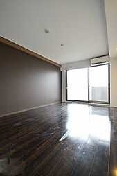 グランコスモ出町 102 1階1Kのリビング/ダイニング