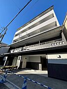 二条城前駅より徒歩17分 1階 築1年8ヶ月の賃貸物件