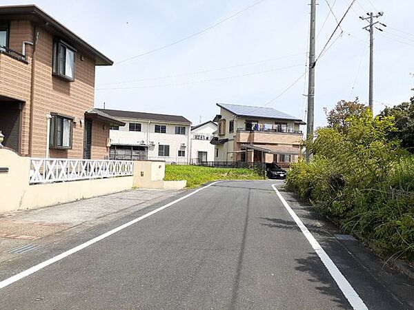 前面道路含む現地写真