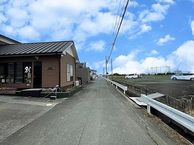 前面道路含む現地写真