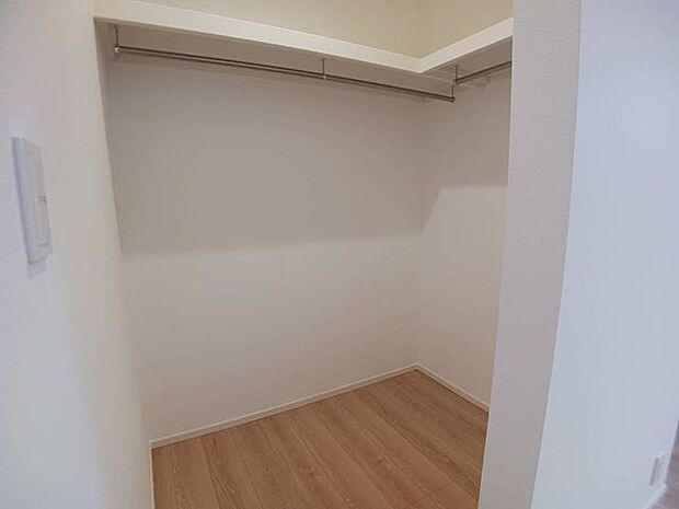 ウォークインクローゼット