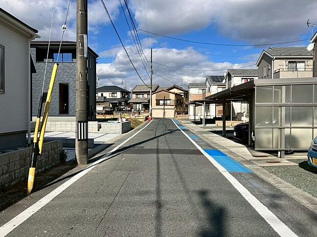 前面道路含む現地写真