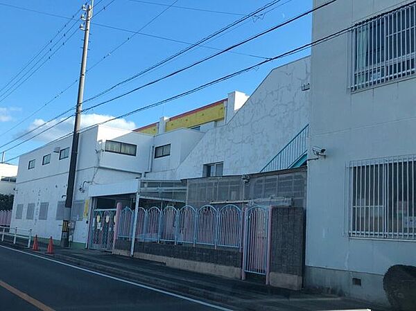豊岡幼稚園 910m