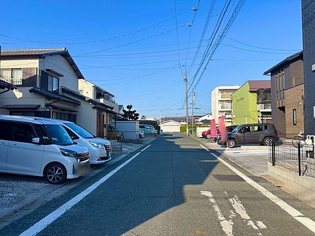 前面道路含む現地写真