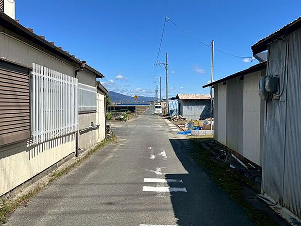 前面道路含む現地写真