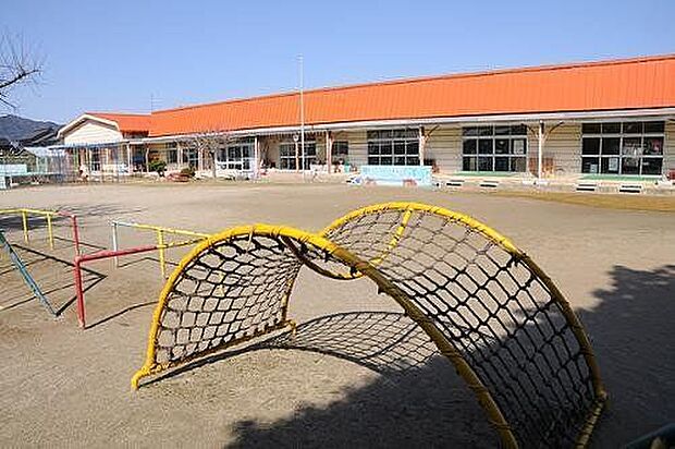 金沢保育園 2290m