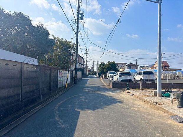前面道路含む現地写真