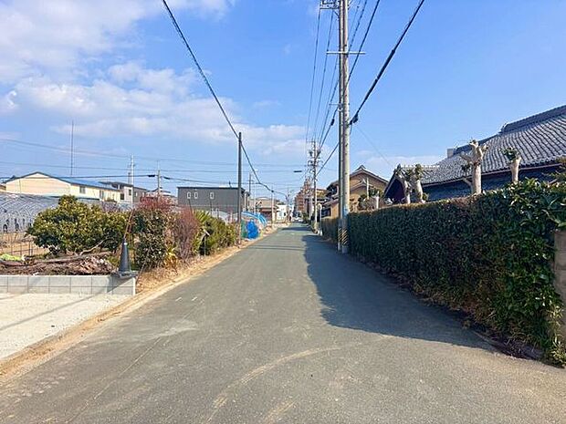 前面道路含む現地写真