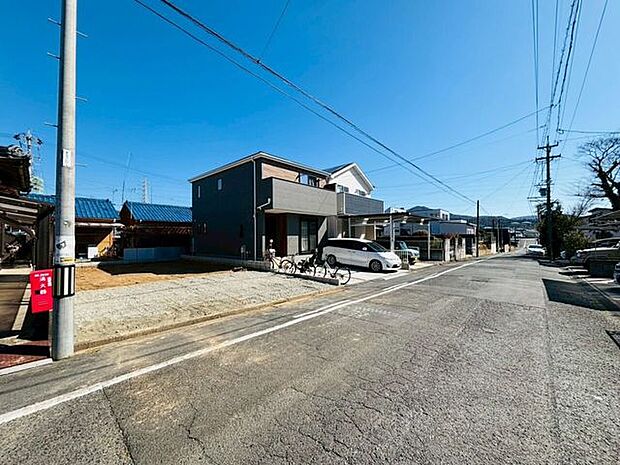 前面道路含む現地写真