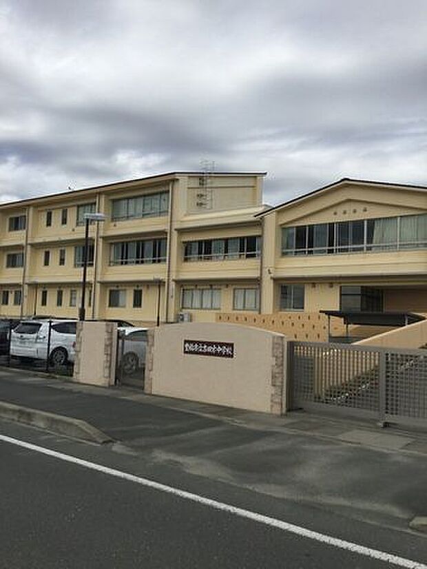 吉田方中学校吉田方中学校 1000m