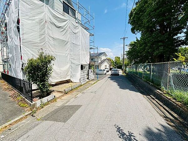 前面道路含む現地写真