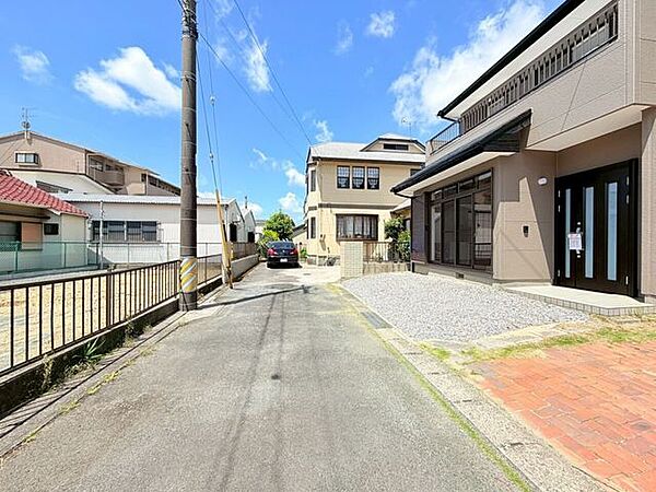 前面道路含む現地写真