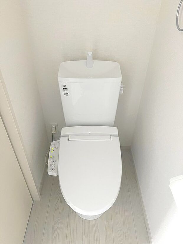 2階 温水洗浄便座