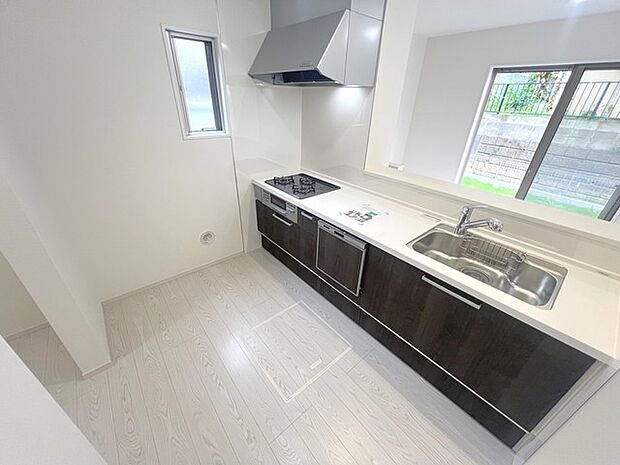 対面式オープンシステムキッチン