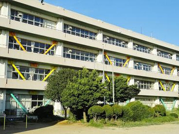 市立大和田西小学校(350m)