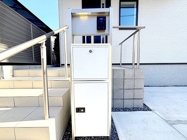 留守中も安心の宅配BOX