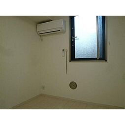 リブリ・ザ・クラス鐘ヶ淵 107 1階ワンルームのリビング/ダイニング